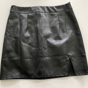 Lulus Black Vegan Leather Mini Skirt - Size S